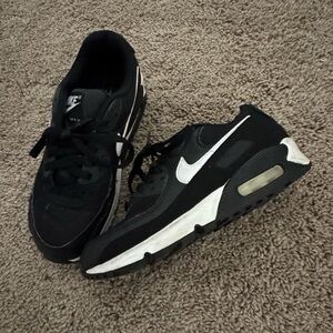 Nike Airmax tennis shoes